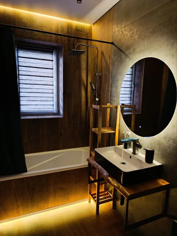 Дом комфорт класса у леса