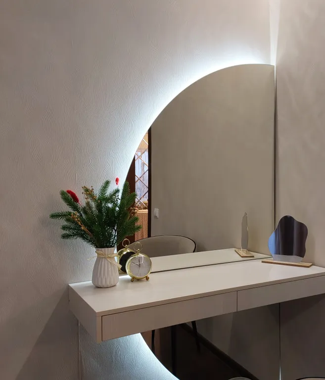 Квартира с панорамными окнами с видом на реку