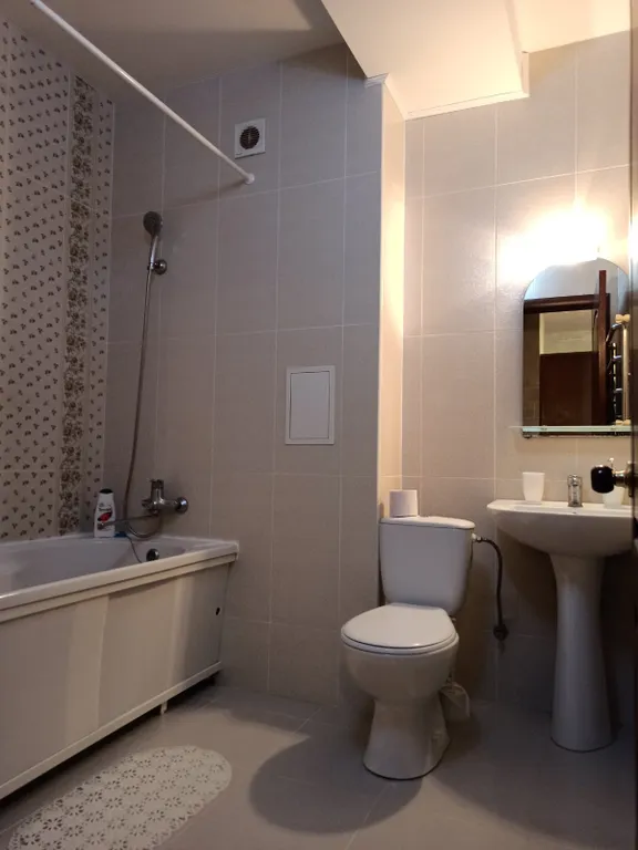 Квартира Просторная квартира в центре на Москольце — Симферополь