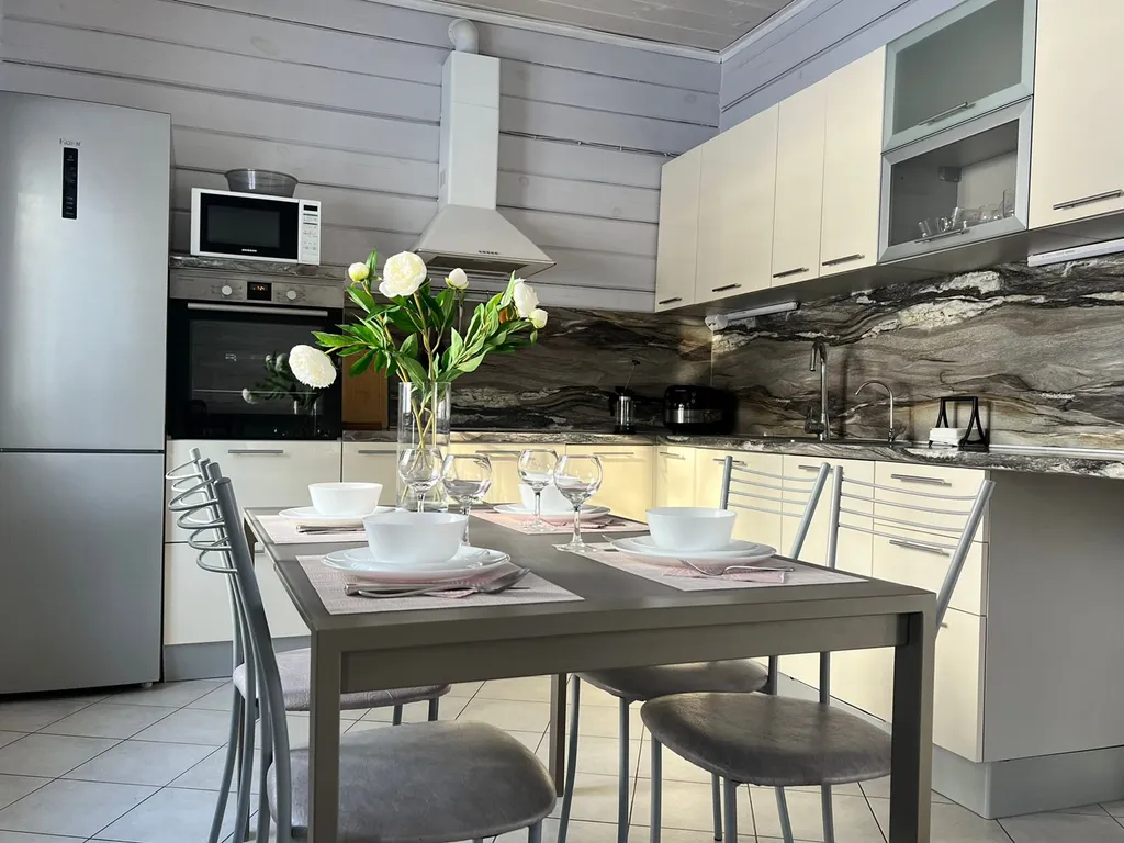 Дом номер 4 на озере Лунном