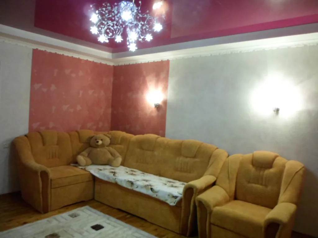 Коттедж с отдельным входом и двориком