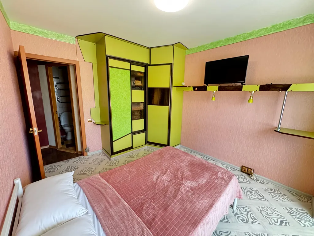 Уютная двухкомнатная квартира рядом с городским рынком