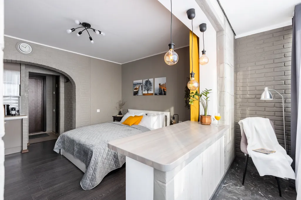 Уютная студия с дизайнерским ремонтом