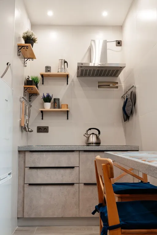 Стильная квартира в тихом районе рядом с центром города