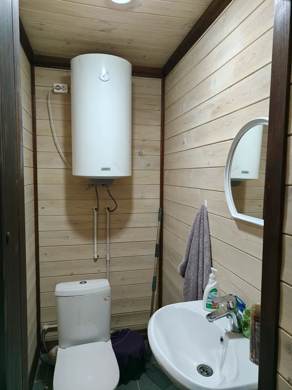 Коттедж с баней и чаном у озера