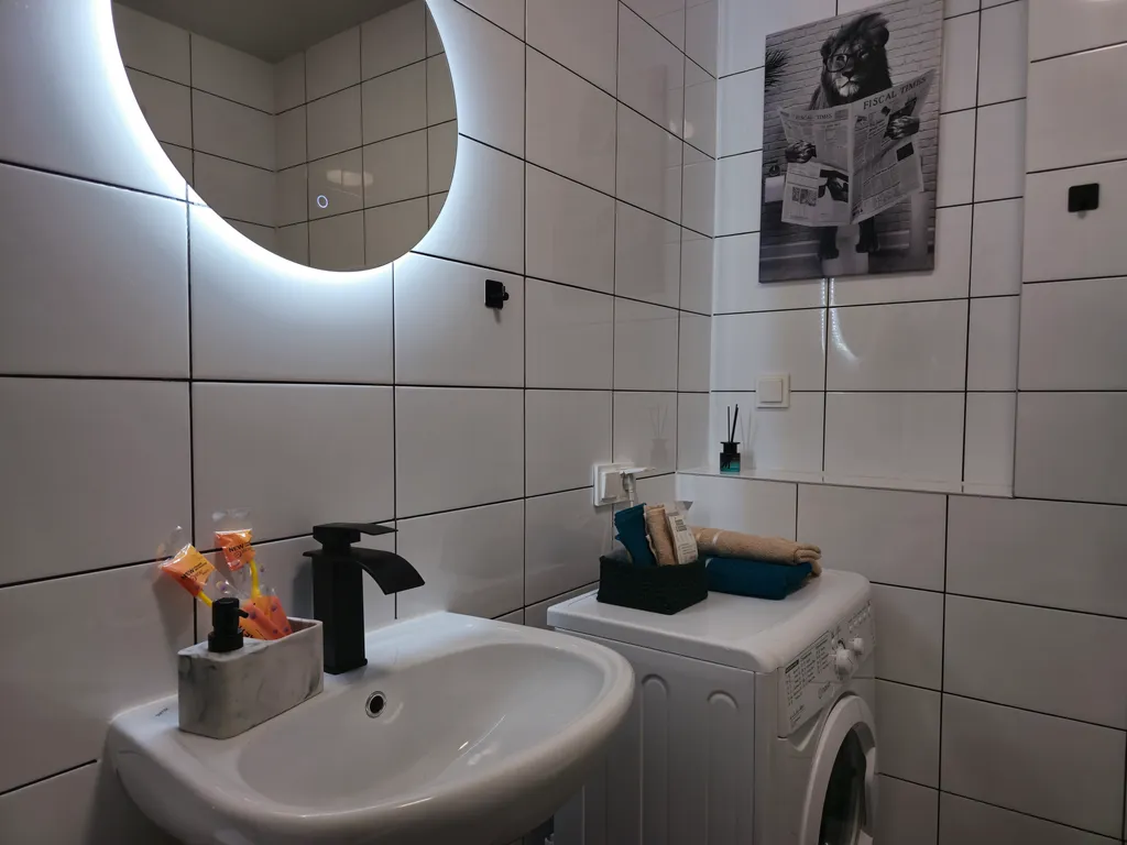 Стильная евродвушка у МРНЦ имени Цыба