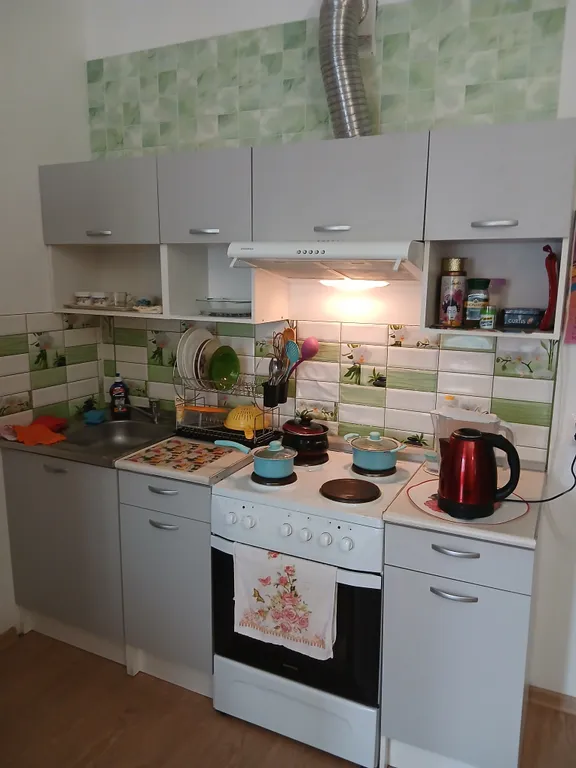 Уютная, теплая квартирка недалеко от метро и центра,рядом Автополе