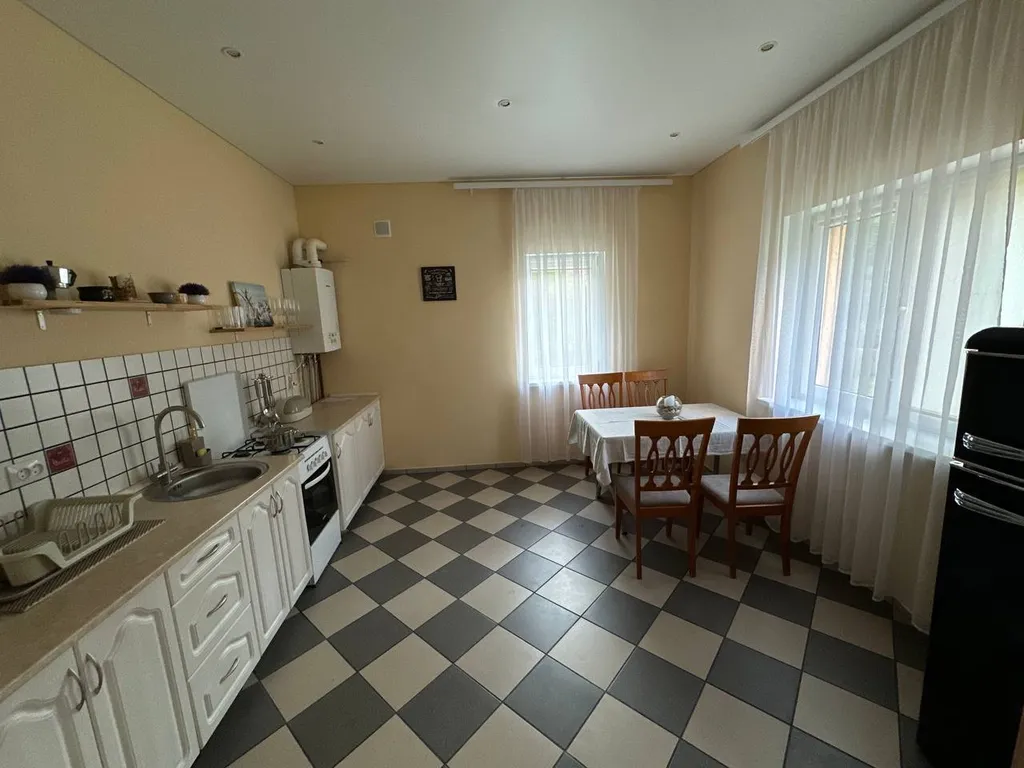 Квартира Просторная двухкомнатная квартира в центре города — Светлогорск