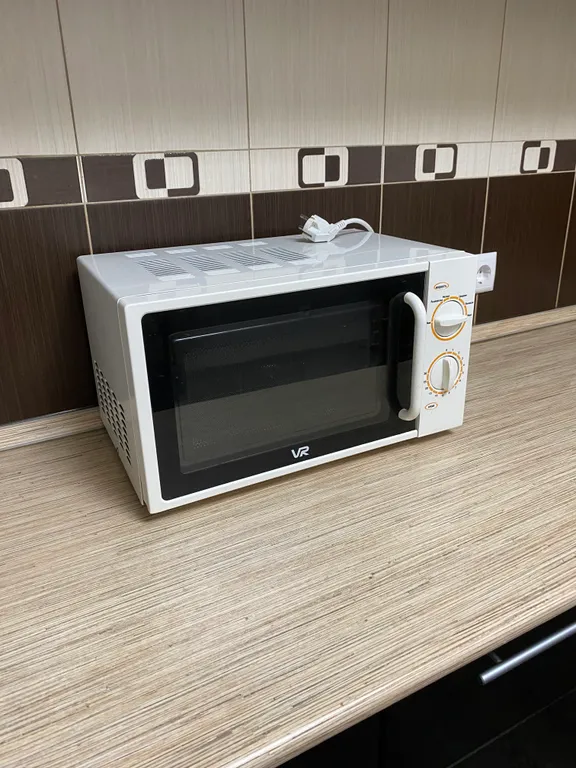 По-домашнему уютная квартира, всегда есть горячая вода, с кондиционером