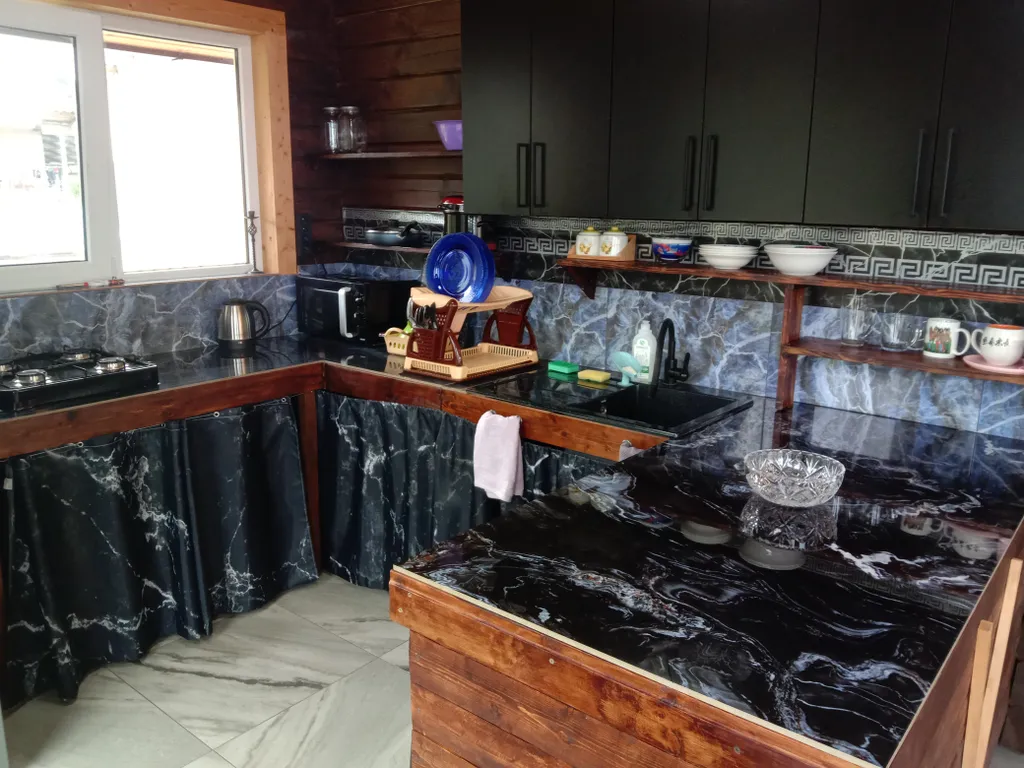 Этаж под ключ с видом на море, лес и горы