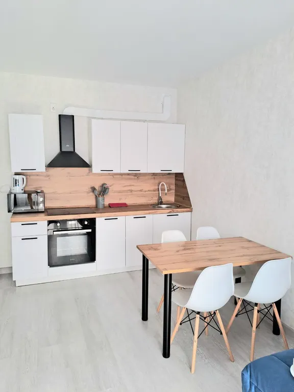 Однокомнатная квартира в новом ЖК — аренда посуточно в Сургут