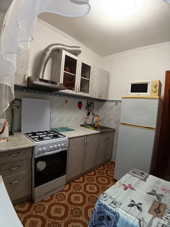 Экономка из окна видно Кремль