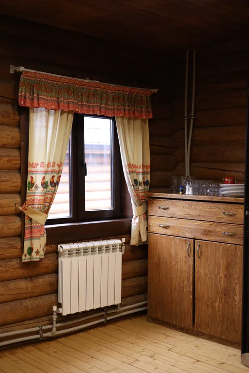 Коттедж с двумя спальнями, русской баней и теплым бассейном