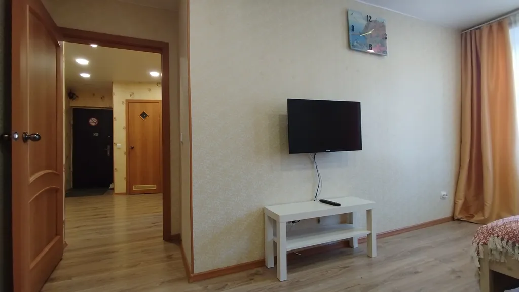 Квартира Квартира Двухкомнатный квартапарт у стен древнего кремля — Великий Новгород