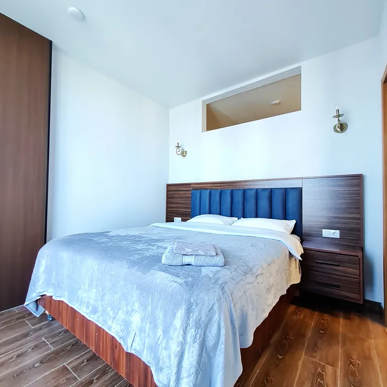 Семейные апартаменты 5, 2 спальни, салон, кухня, вид на море и горы