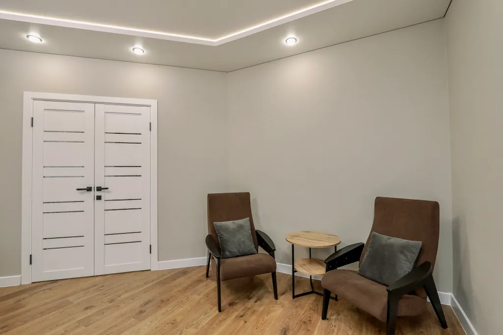 Большaя квaртира с балкoнoм и краcивым видoм нa гopод