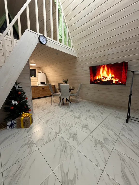 Уютный дом рядом с лесом и речкой