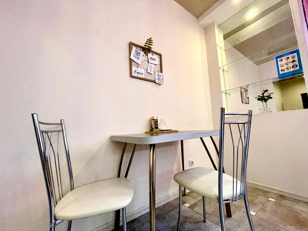 Яркая квартира в центре с кофеваркой