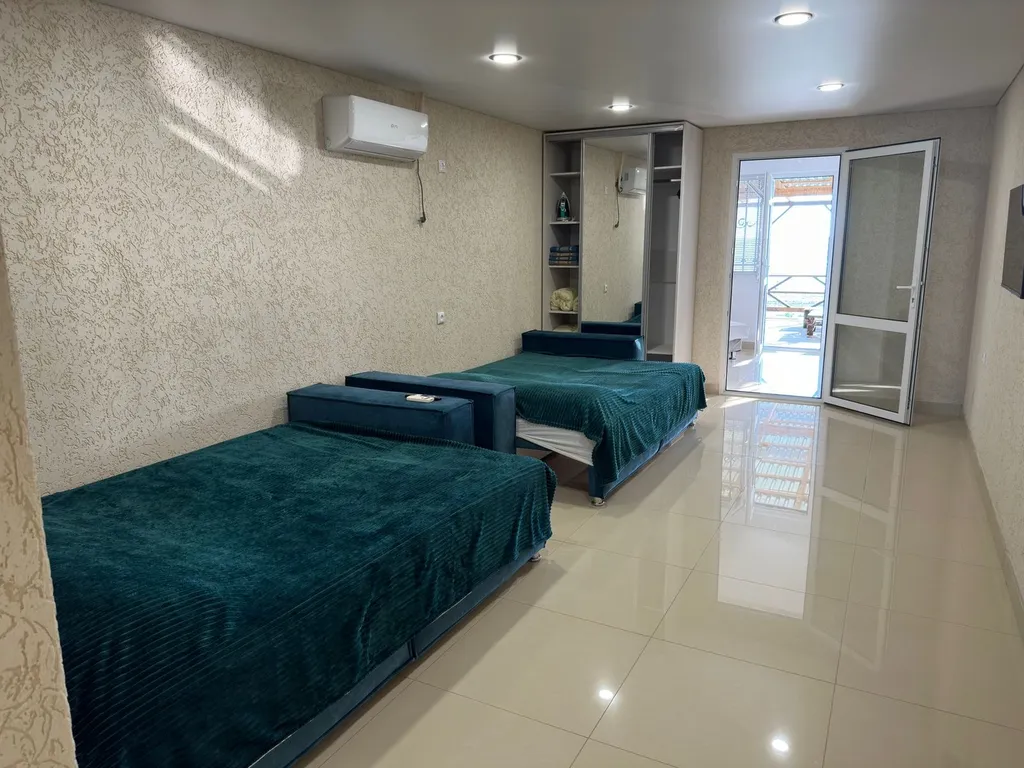 Уютный дом на берегу моря