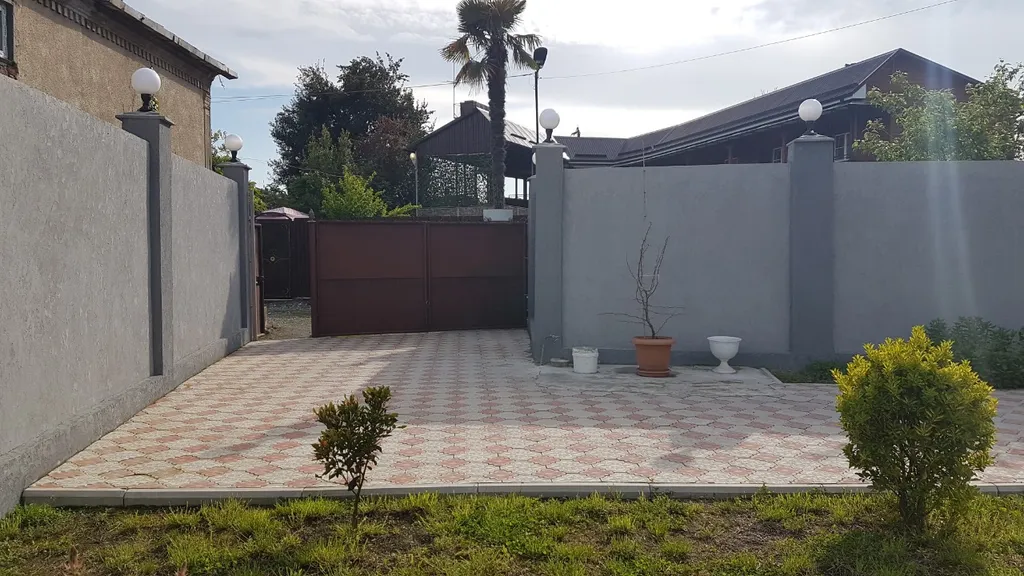 Дом Lighthouse в атмосферном районе