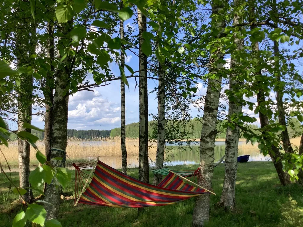 Дом на берегу озера