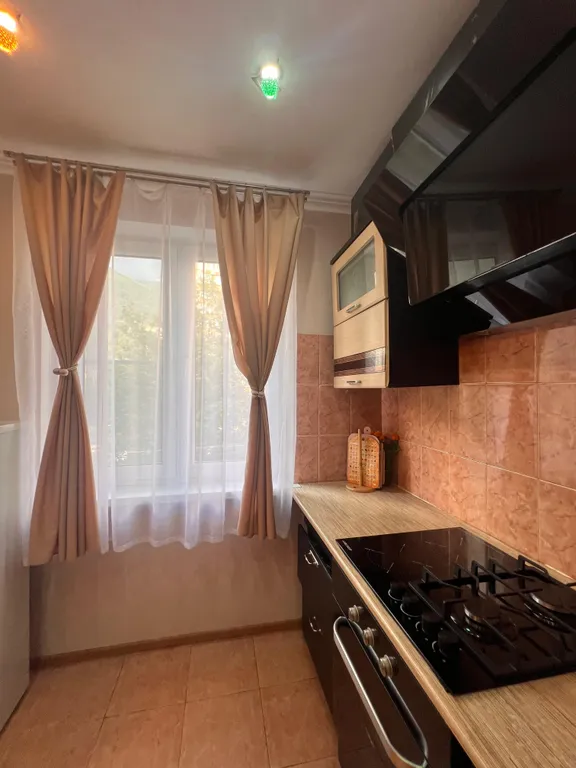 Квартира Уютная квартира в центре города с живописным видом, на море и горы — Гагра