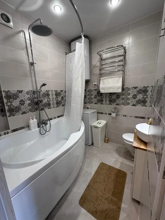 Уютная видовая квартира в центре города