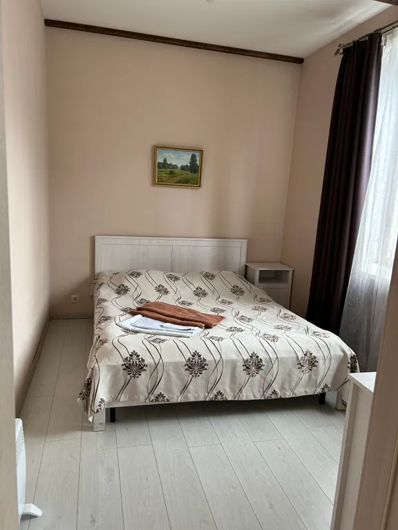 Двухэтажный дом на Банном