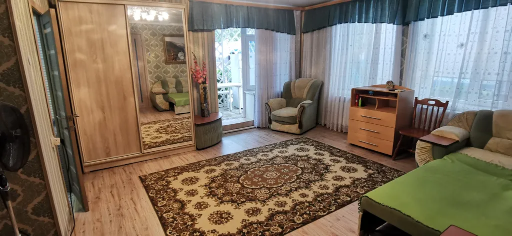 Квартира Квартира Уютное место в центре поселка — Кучугуры