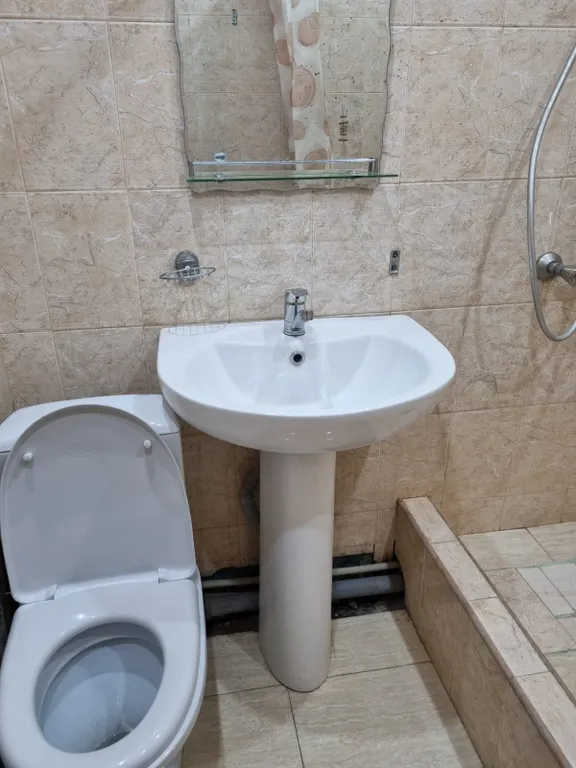 В самом центре Кисловодска, рядом с курортным бульваром,в новом доме