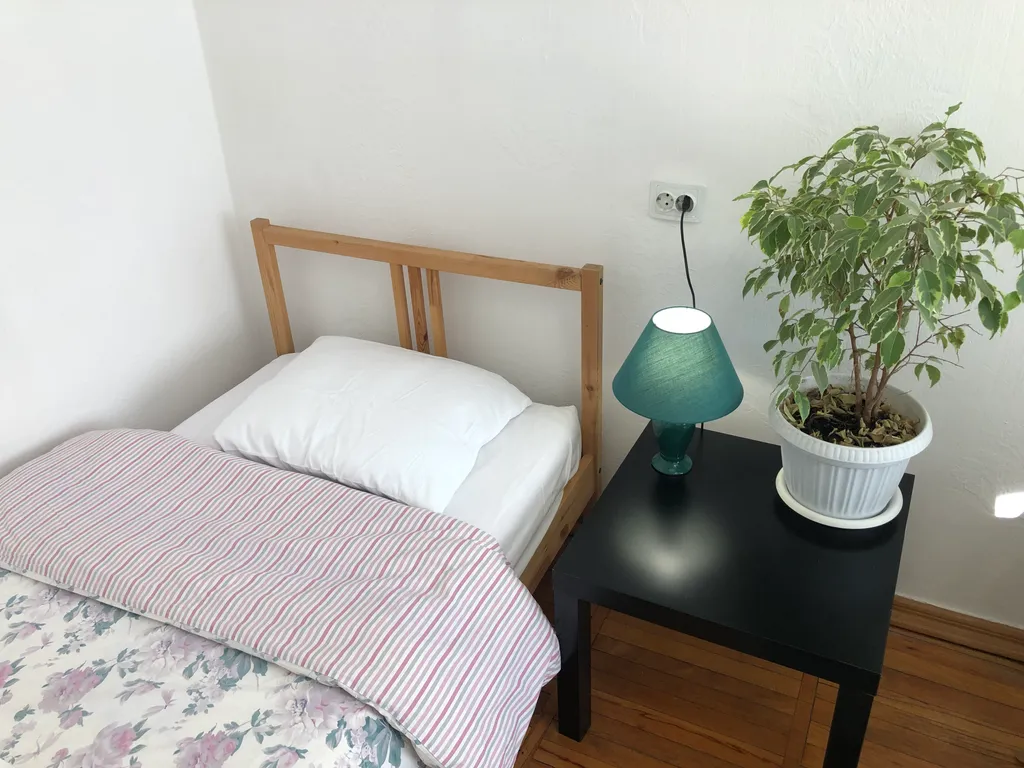 Вот она, двушка - сладкая подушка