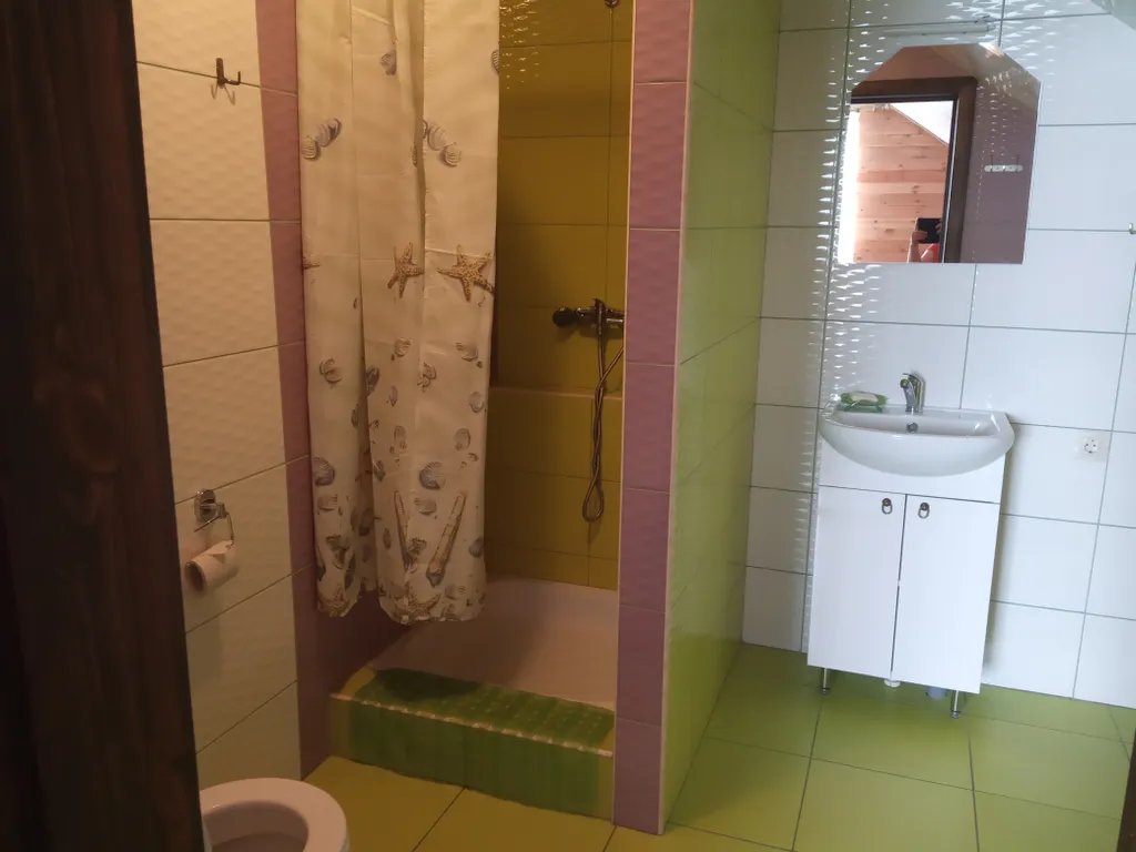 Дом-баня у реки