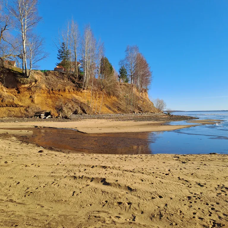 Уютный дом с баней