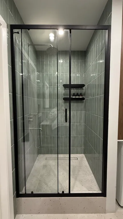 Двухуровневая квартира для семьи или компании с видом на горы