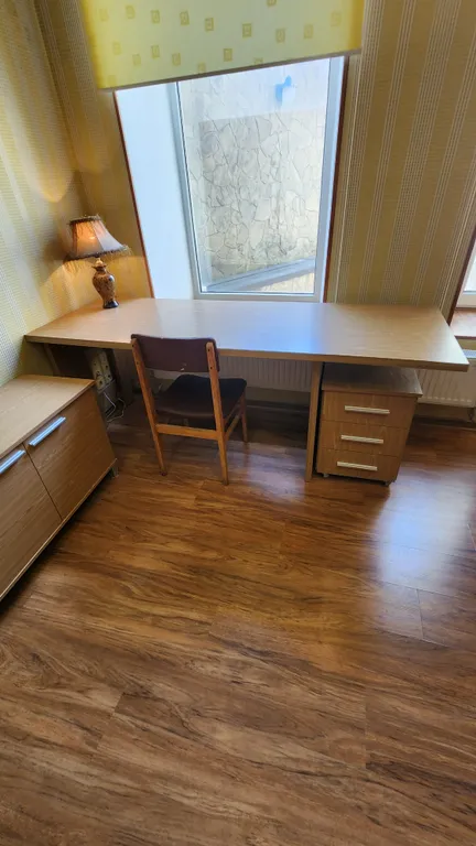 Дом с отдельным двором рядом с Театральной площадью