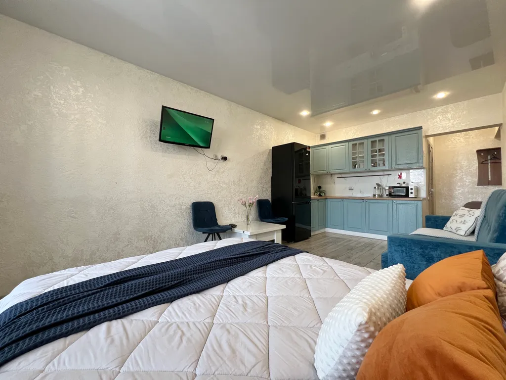 Студия в новом ЖК на площади Советов без оплаты за финальную уборку