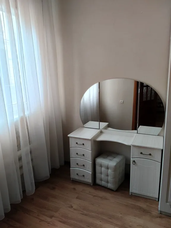 Трёшка у Колоннады в самом центре