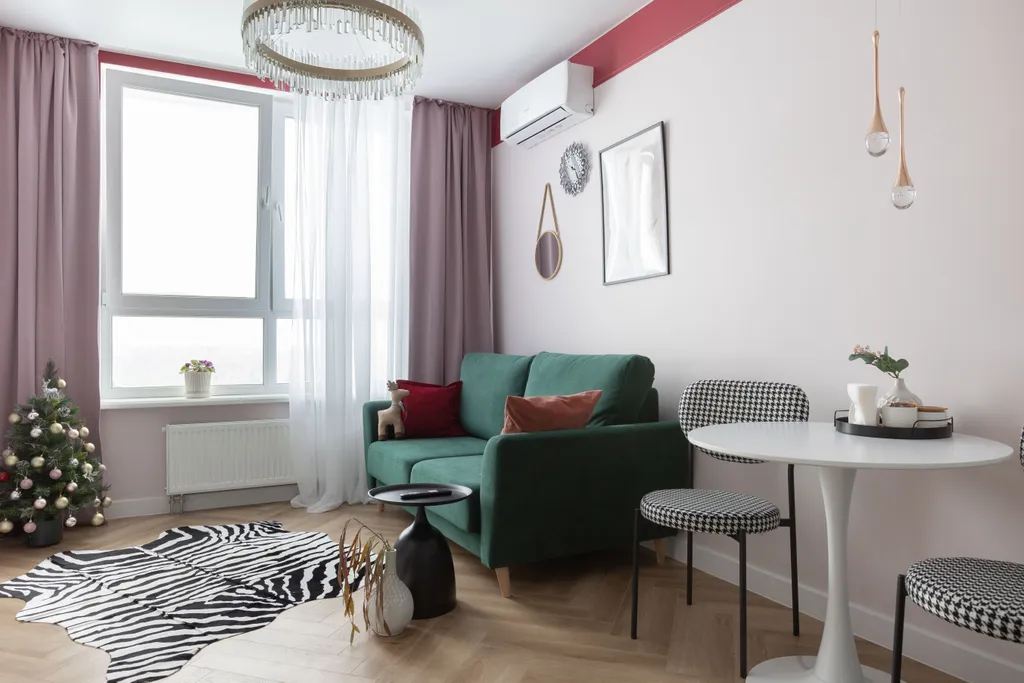 Андреевская студия с камином