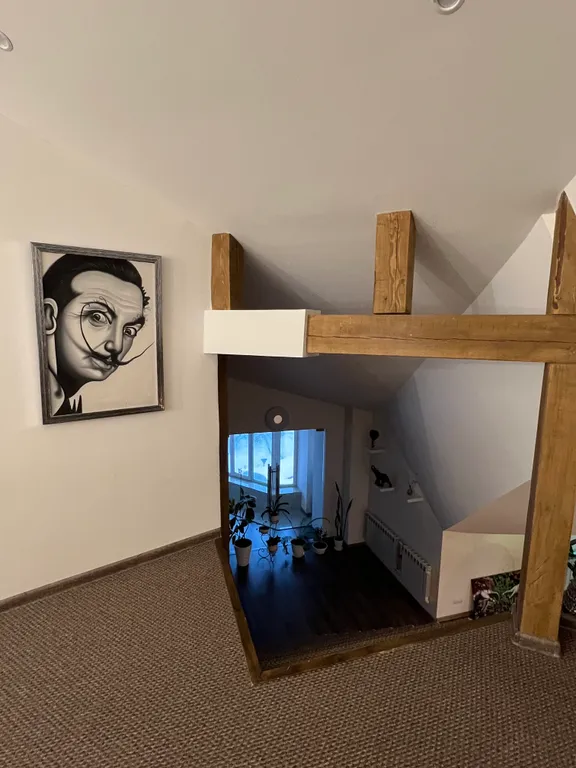 Просторная двухуровневая квартира у Кремля