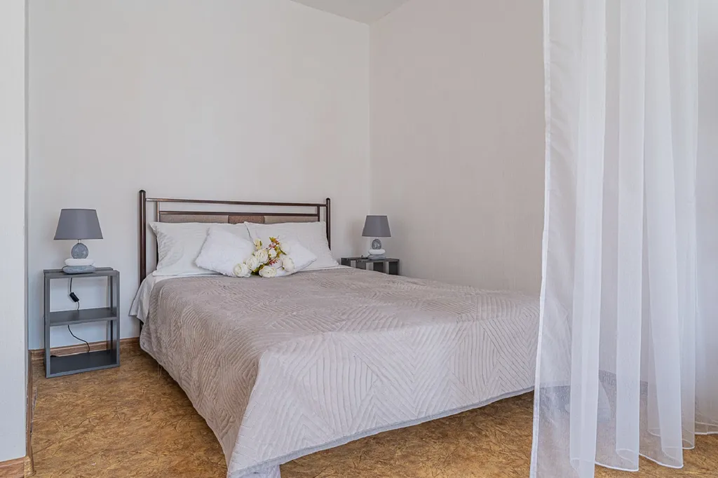 Просторная 1-к квартира в ЖК Центральный — аренда посуточно в Верхняя Пышма