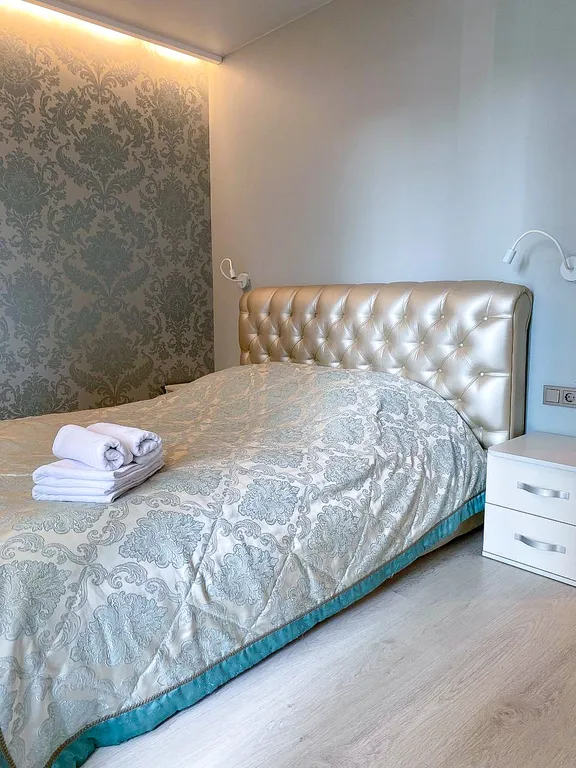 Просторная квартира с видом на море