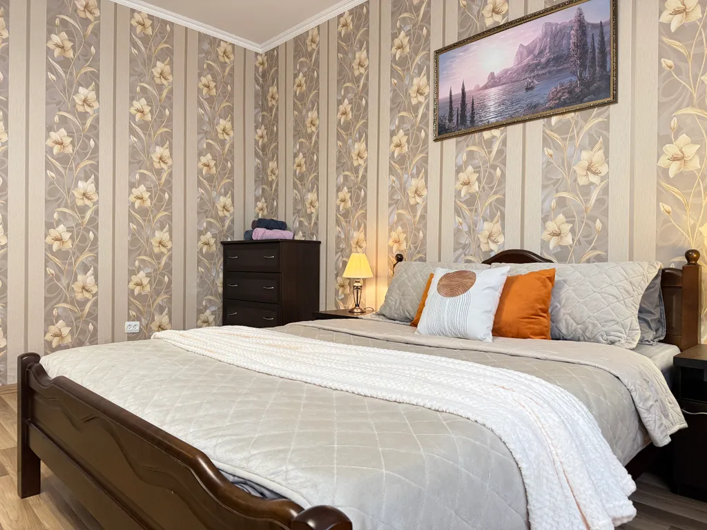 Рядом с пляжем Парк Победы