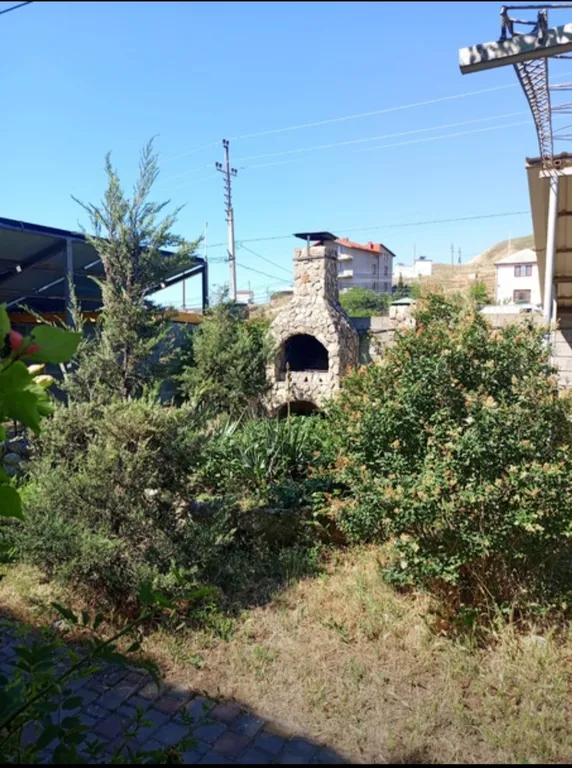 Номер с двухъярусной кроватью для детей и большой кроватью