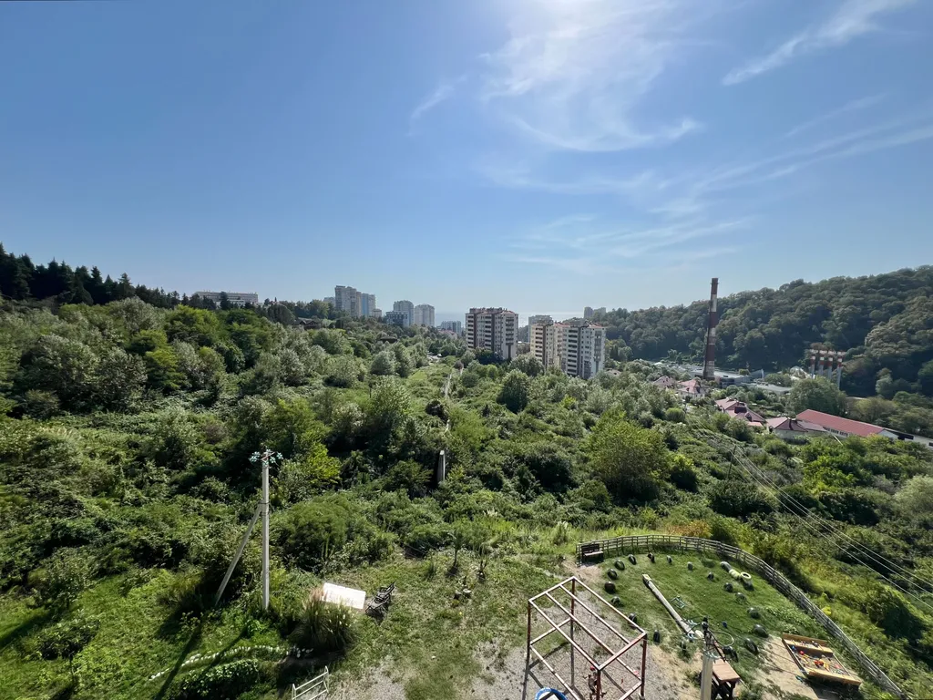 Квартира Квартира Евро 2-х комнатная с балконом и видом на море — Сочи