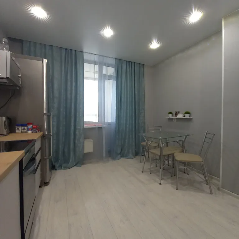 Квартира Отличная квартира с видом на ТРЦ Планета — Красноярск