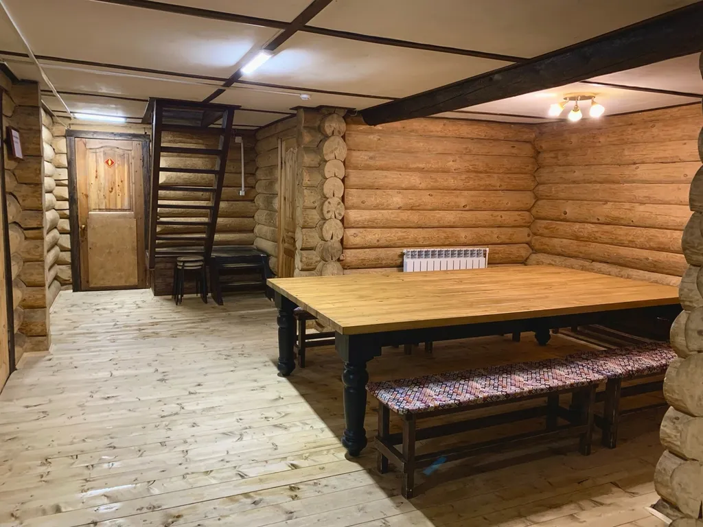 Коттедж на природной локации для большой компании