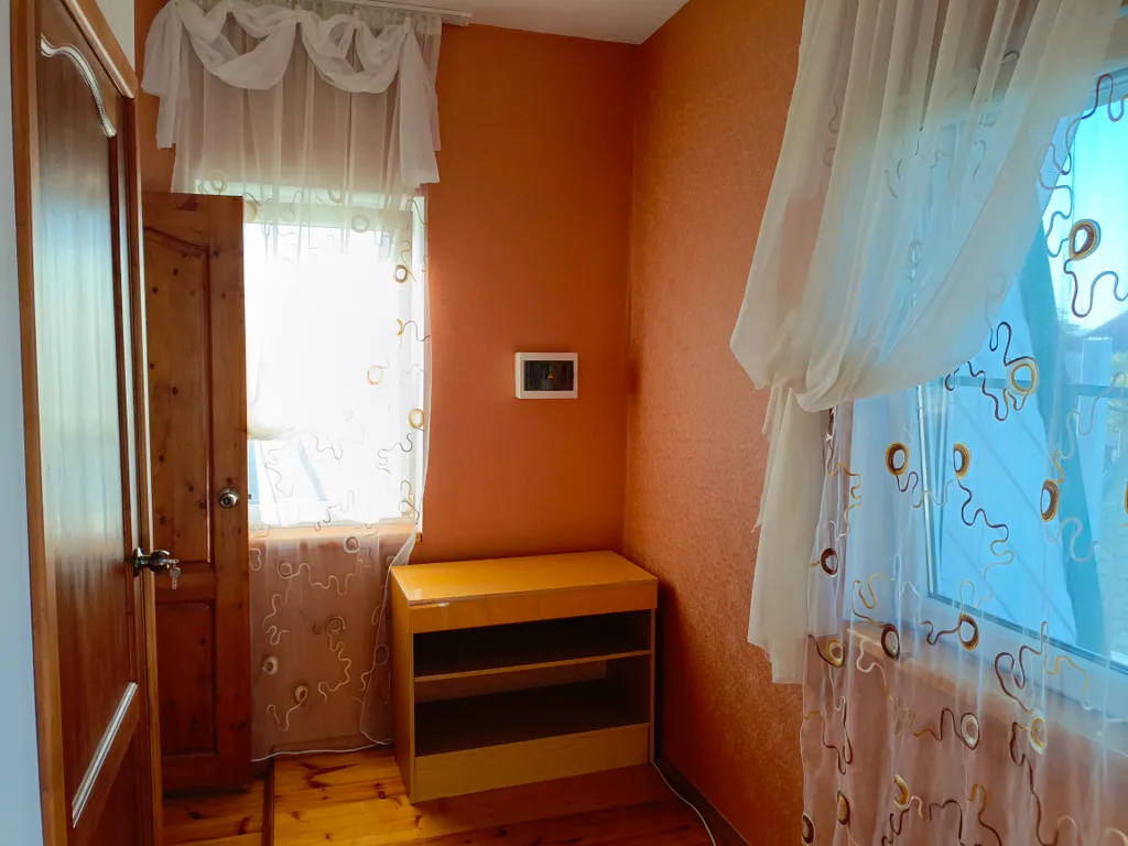 Уютный дом с прекрасным видом в тихом районе