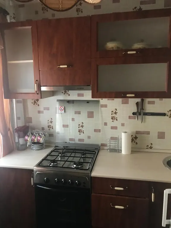 Квартира Уютная квартира около парка с фонтаном — Тихвин