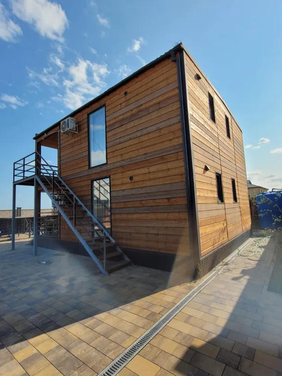 Новый комфортный чистый дом с террасой и видом на море