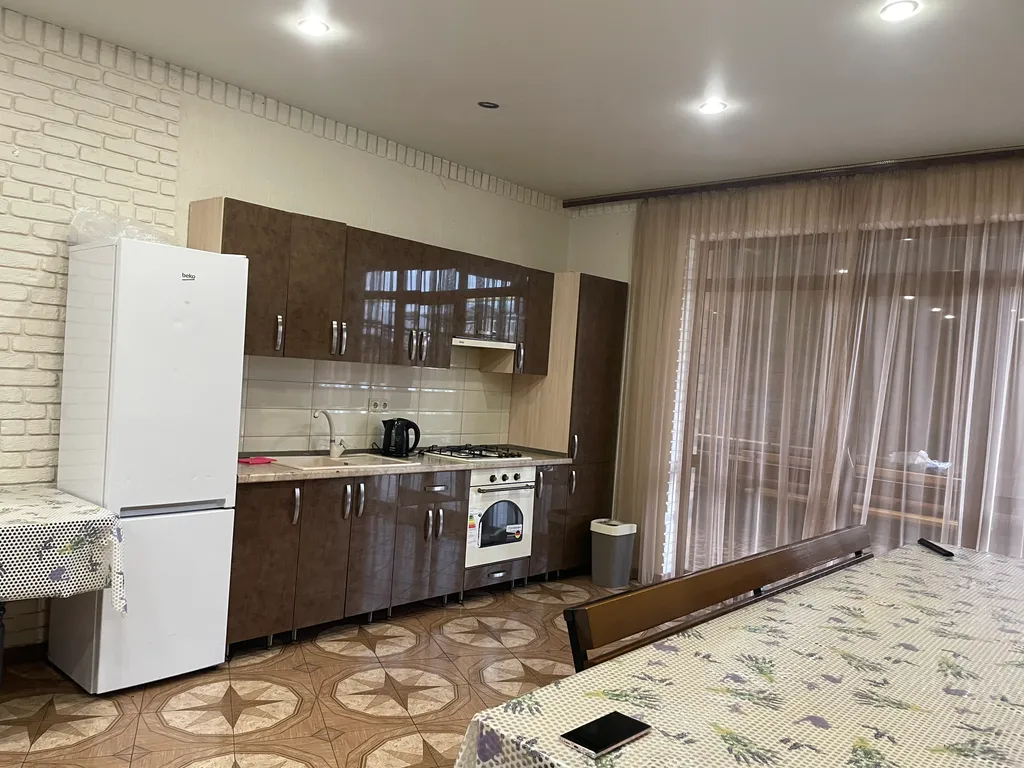 Уютный и просторный коттедж в центре поселка